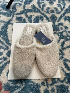 Universal Thread Margot Sherpa Memory Foam Mule Slippers Cream Size 8.5